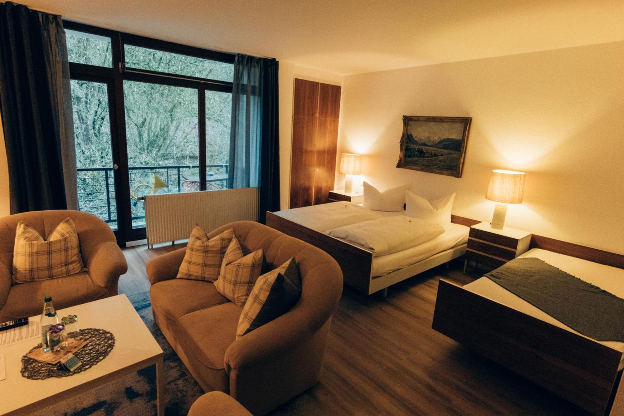 Gasthof Hotel Zur Post Egloffstein Eksteriør bilde
