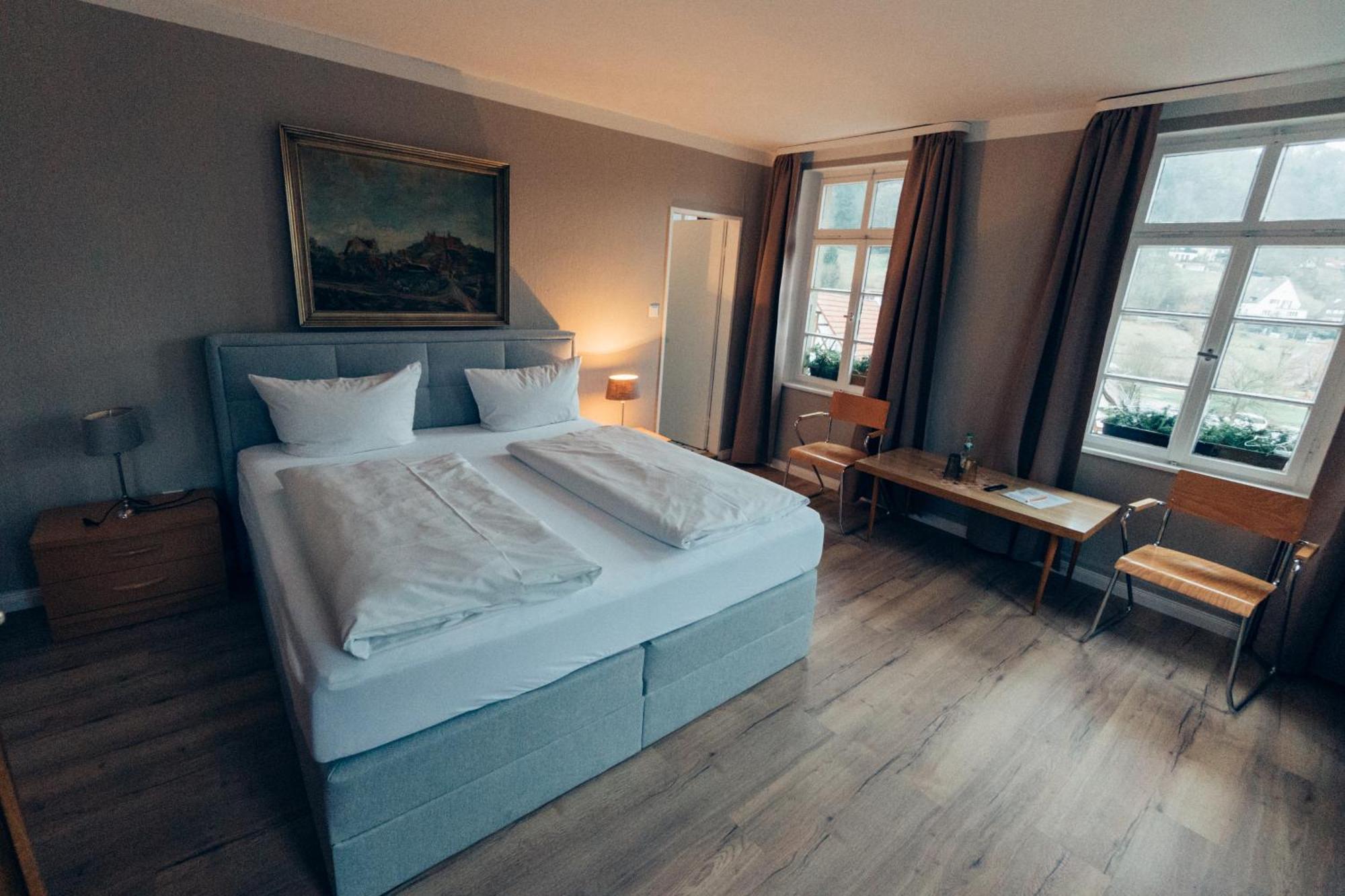 Gasthof Hotel Zur Post Egloffstein Eksteriør bilde