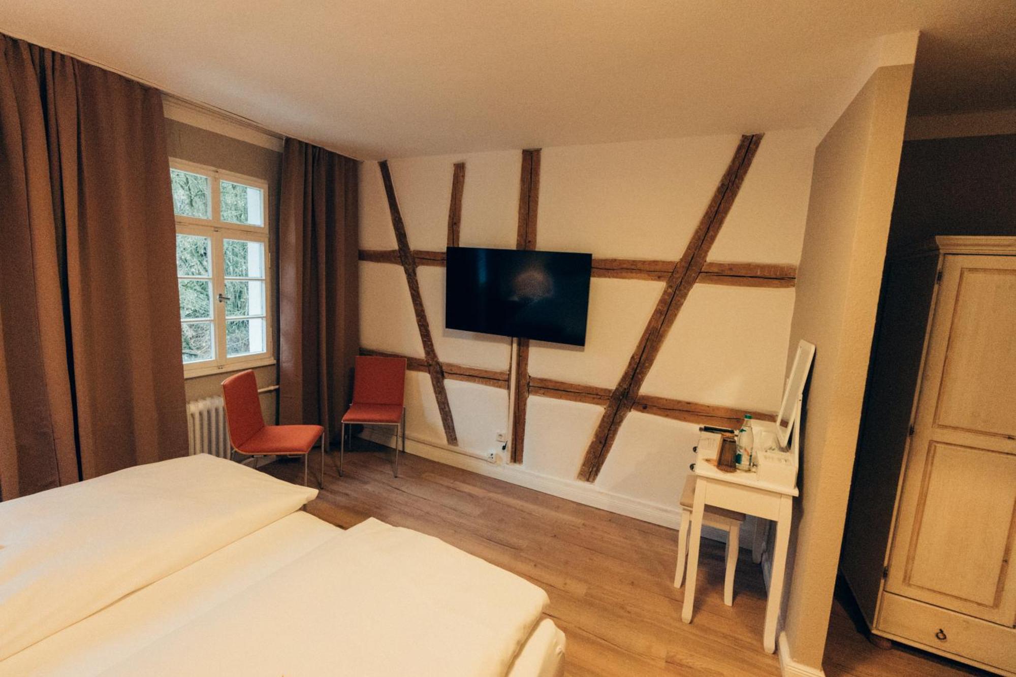 Gasthof Hotel Zur Post Egloffstein Eksteriør bilde