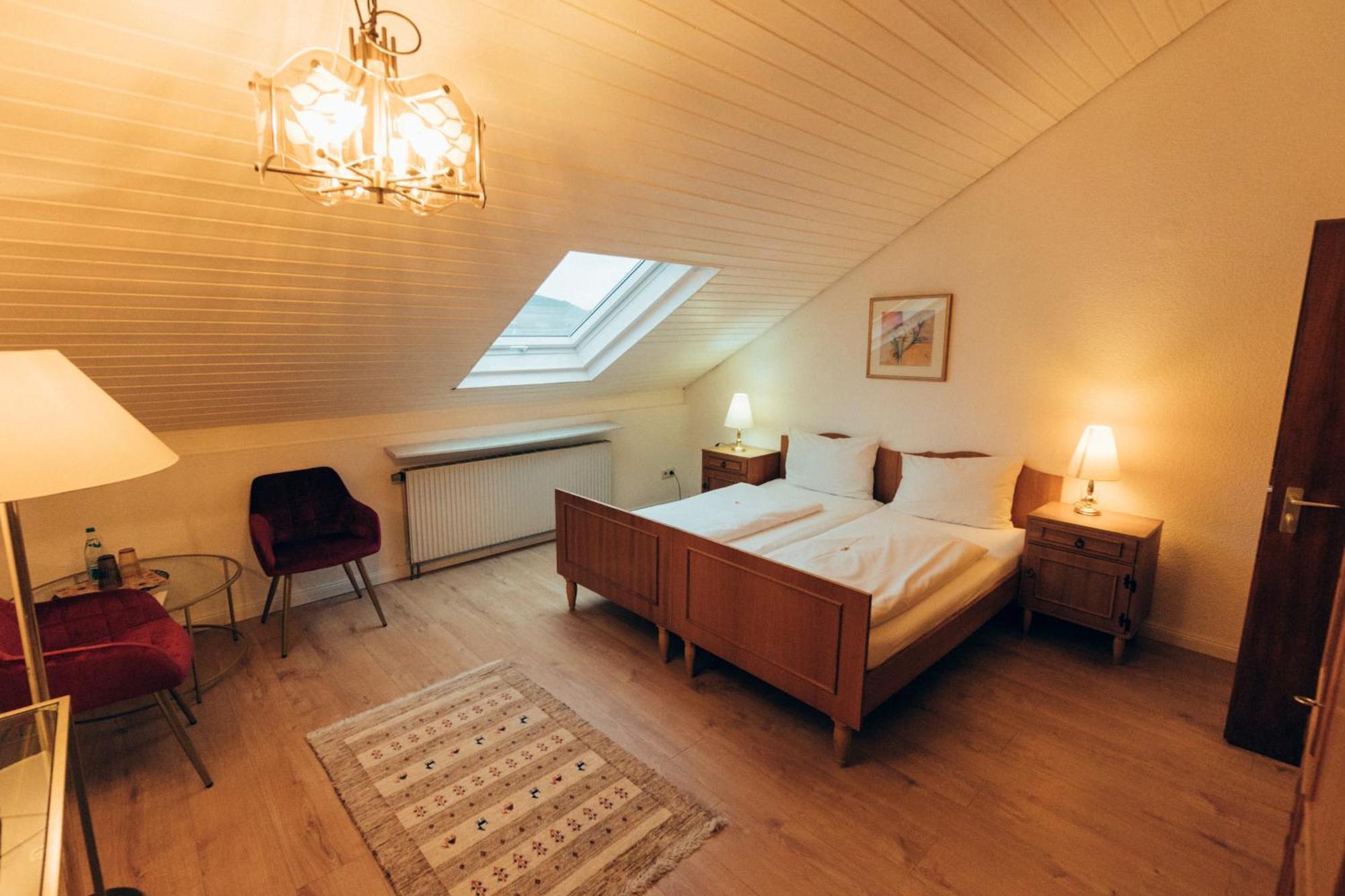 Gasthof Hotel Zur Post Egloffstein Eksteriør bilde